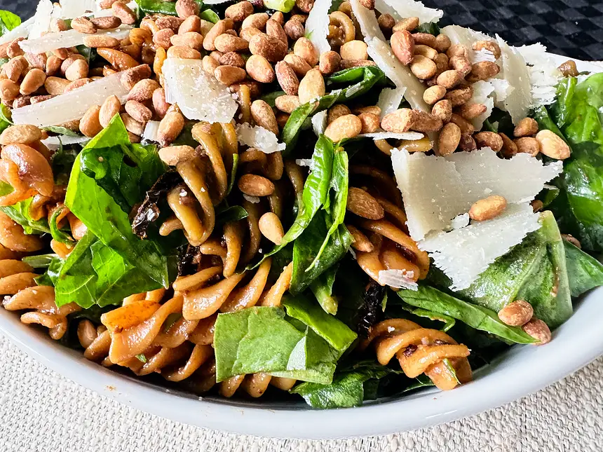 Spinach, Sun-dried Tomato, Parmesan & Pine Nut Pasta Salad
