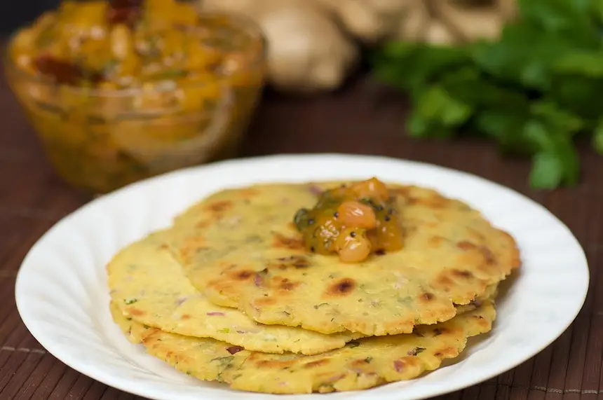 Makkai ki roti (Griddle-Cooked Corn Flatbread)
