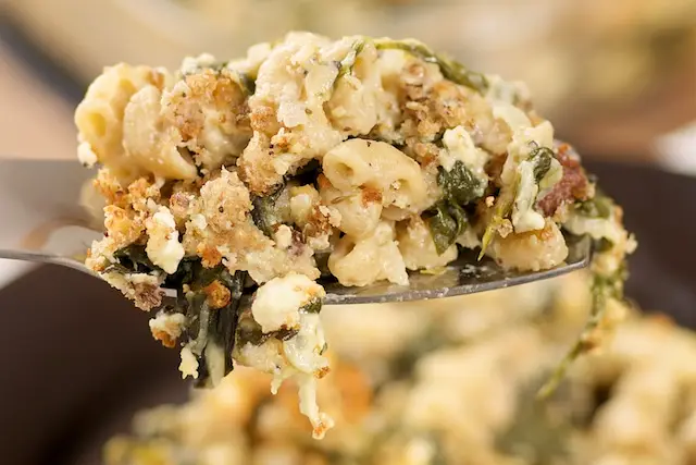 Cheesy Macaroni & Cheese with Spinach & Feta