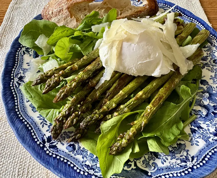 Asparagus and Arugula Salad with Poached Eggs