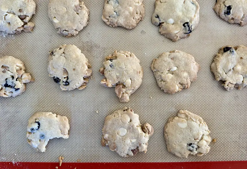 Macadamia Nut & White Chocolate Cookies