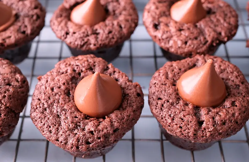 Brownie Kiss Cups