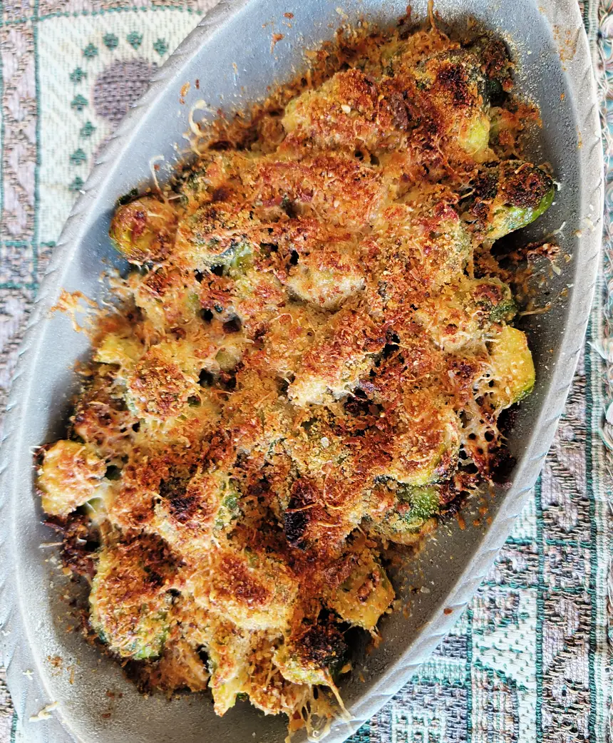 Gratin of Brussels sprouts with lardons, cream & almonds