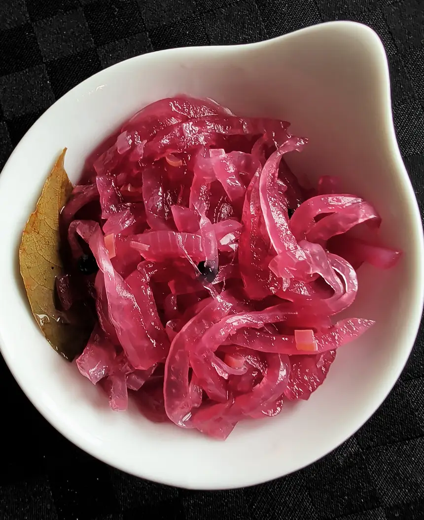 Austrian Quick Pickled Red Onions
