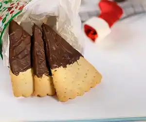 Christmas Chocolate Petticoat Tails