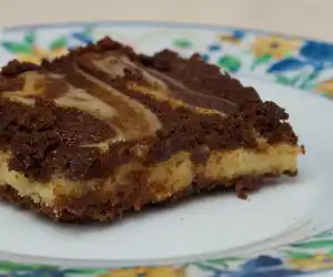 Swirled Cheesecake Brownies