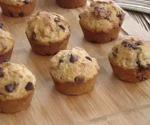 Snacky Banana Chocolate Chip Muffins