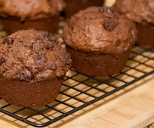 Chocolate & Sour Cream Cupcakes
