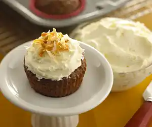 White Chocolate Goat Cheese Frosting
