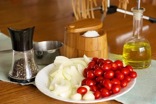 Quick Roasted Cherry Tomato Spaghetti Sauce