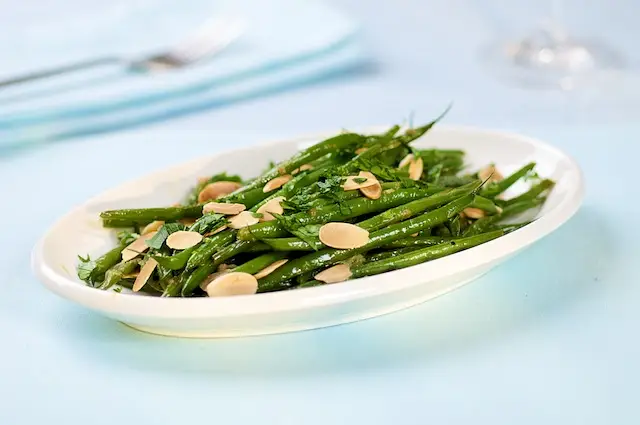 Green Beans with Toasted Almond Gremolata