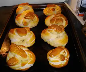 Pretzel bread buns