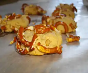Peanut Butter Pretzel Cookies
