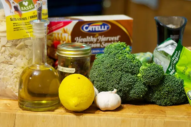 Roasted Broccoli, Garlic & Toasted Almonds with Pasta