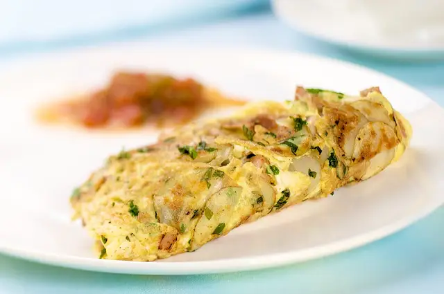 Potato Ham & Herb Omelette