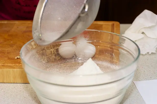 Finish sifting the flour...