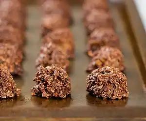 No Bake Chocolate Macaroons