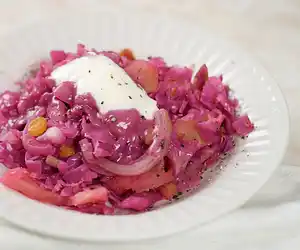 Baked Red Cabbage with Apples
