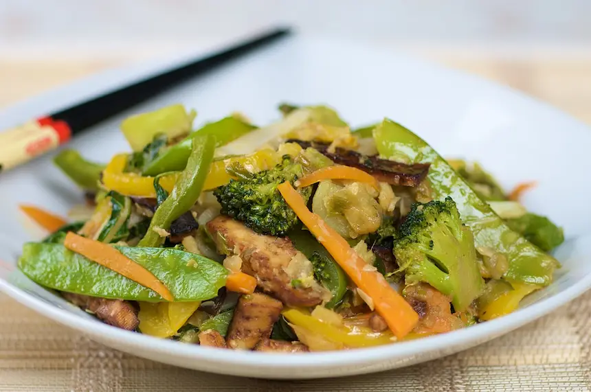 Wok-Sauteed Tofu & Vegetables