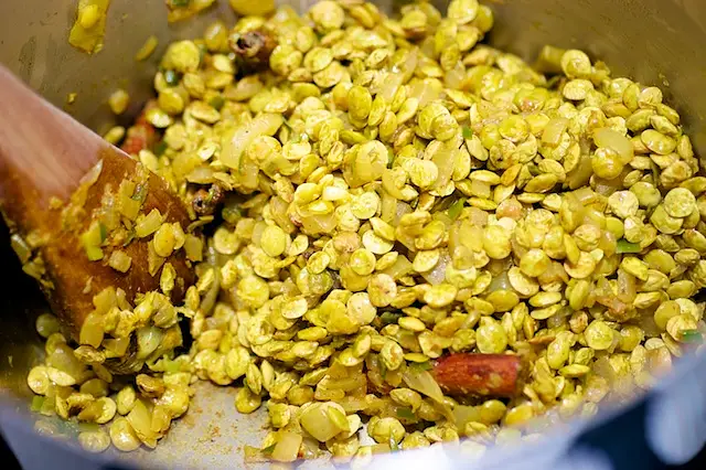 Saagwalla Dhal
