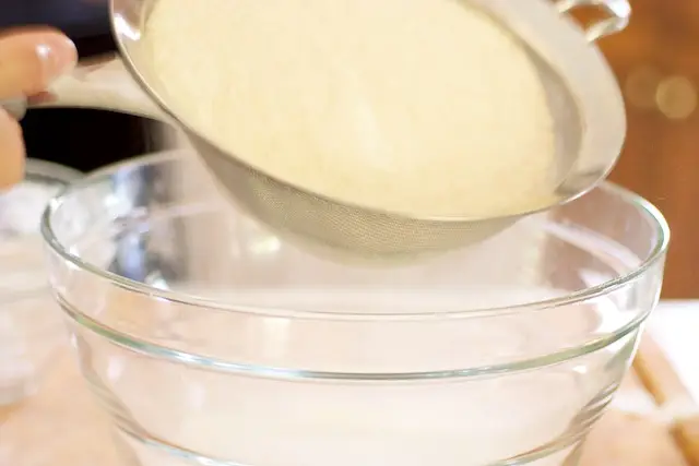 Whisk the flour, baking powder...