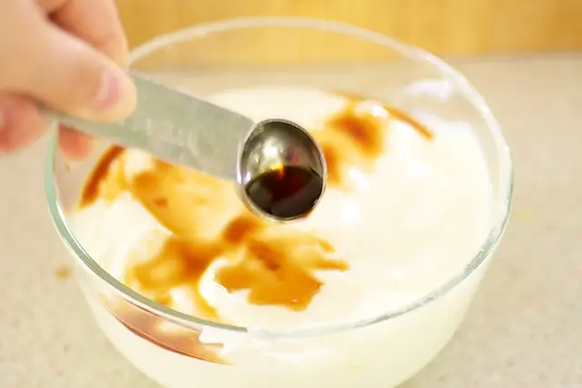 Pour the sour cream (or yogurt) and vanilla in a small bowl...