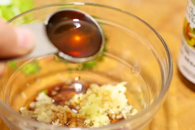 Add 1 tablespoon of sesame oil.