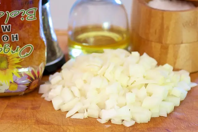 All the ingredients we need to make this delicious marmalade.