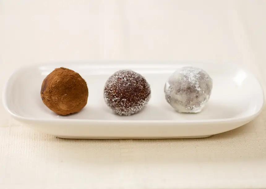 Shortbread Pecan Rum Balls