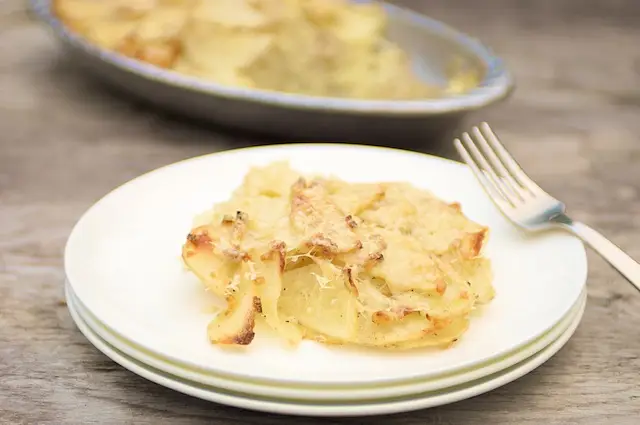 Roasted Garlic Potatoes
