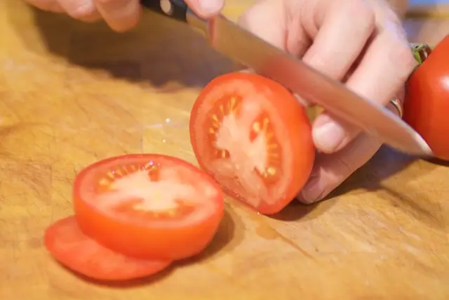 Slice into thick slices.