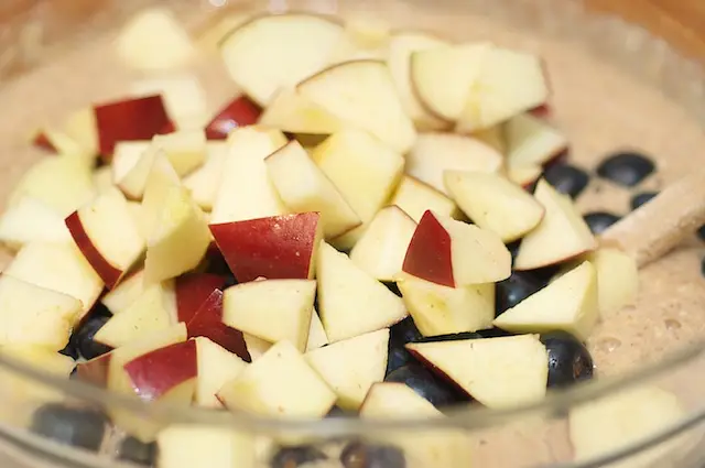 Add the apple pieces.