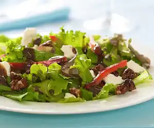 Mixed Green Salad with Honey Pecans, Goat Cheese & Balsamic Vinaigrette