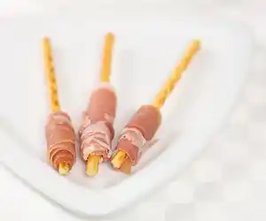Easy Prosciutto Sticks