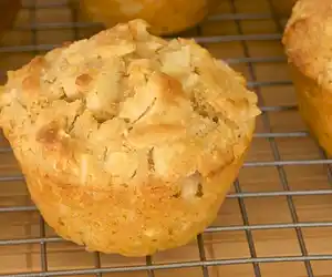 Apple Oat Moist Muffins-Low fat, Low calorie