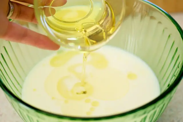 Pour the oil.