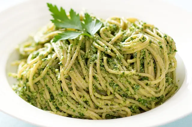 Arugula, Parsley & Ricotta Pesto with Pasta