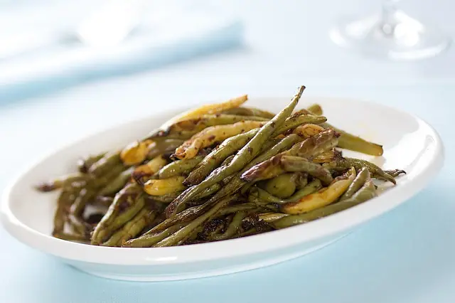 Parmesan, Paprika, & Herbs Roasted Green Beans