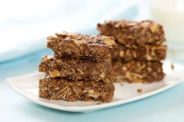Double Almond & Chocolate Granola Bars