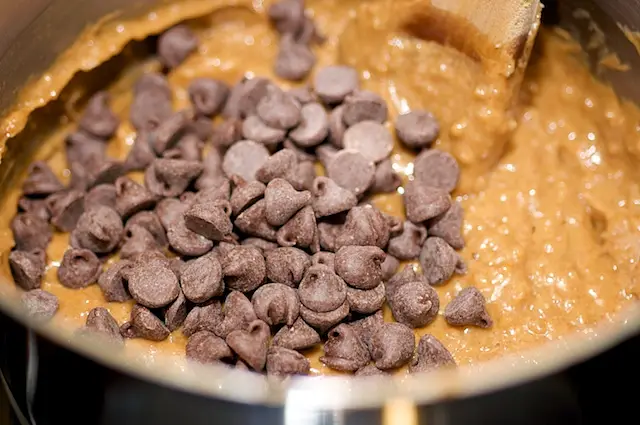 and chocolate chips.