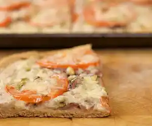 Caramelized Onion, White Bean & Cheddar Flatbread