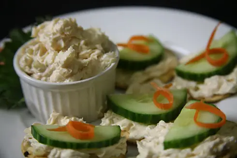 Earth Family Roasted Garlic Pineapple Dip