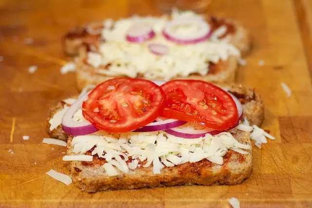 tomato slices,