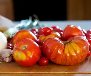 Creamy Heirloom Tomato Soup (Creamless)