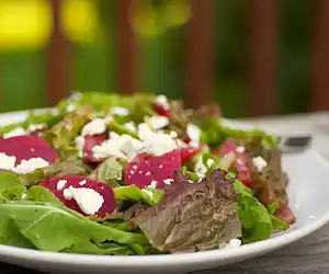 Beets & Arugula Salad with Goat Cheese