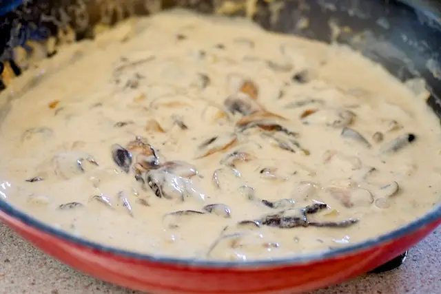 Cook until the mixture thickens, stirring occasionally, about 7 minutes.