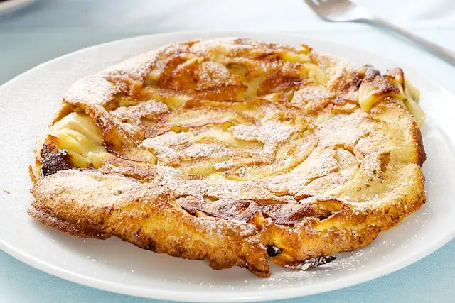 Apfelpfannkuchen (German Apple Pancakes)