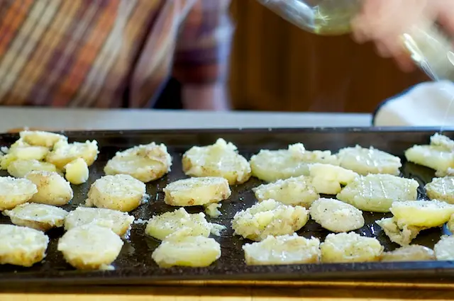 Arrange the potatoes onto the baking 