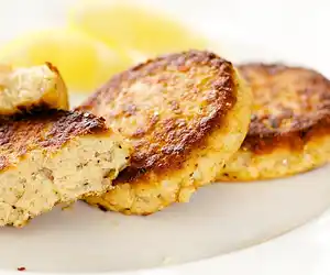 Best Salmon Cakes