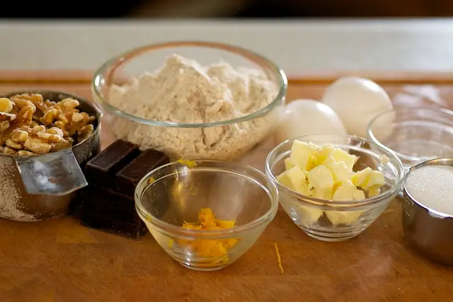 First you need to prepare these a few ingredients. 